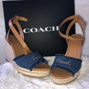 👠Coach wedges👠 NWB ✨✨
